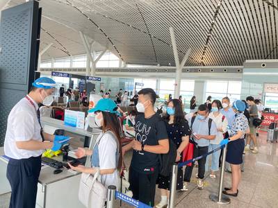 东航江西分公司加密北京、上海、昆明航线,推出“易登机”产品助力暑运市场